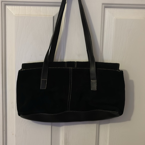 🌹SALE🌹Black Leather Purse - Picture 2 of 6